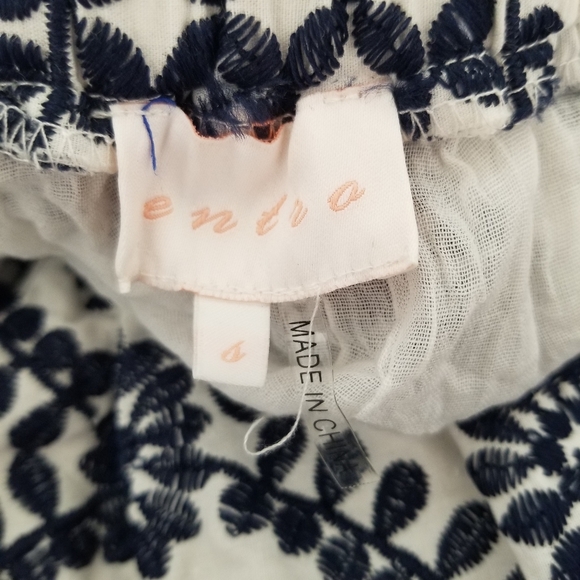 Entro Off the Shoulder Embroidered Dress Size S - Picture 5 of 12